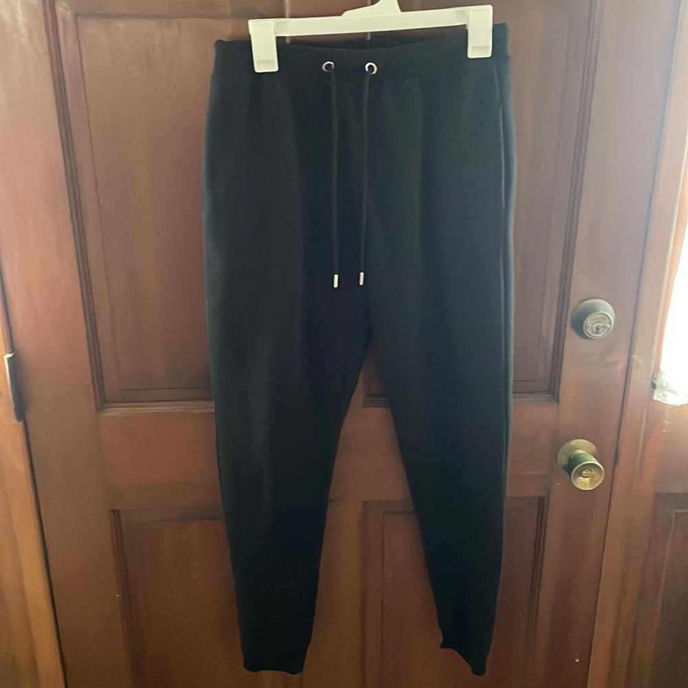 Men’s black medium boohooMAN sweatpants with pockets